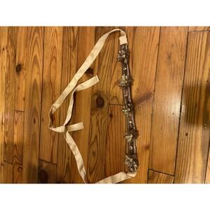 Ann Fontaine Embellished Ribbon Tie Belt – Gold Floral Detail